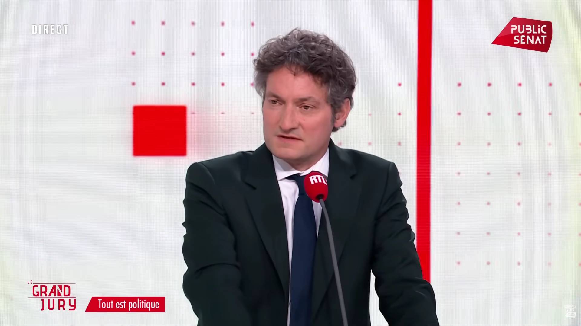 Atmosphère tendue sur le plateau du Grand Jury